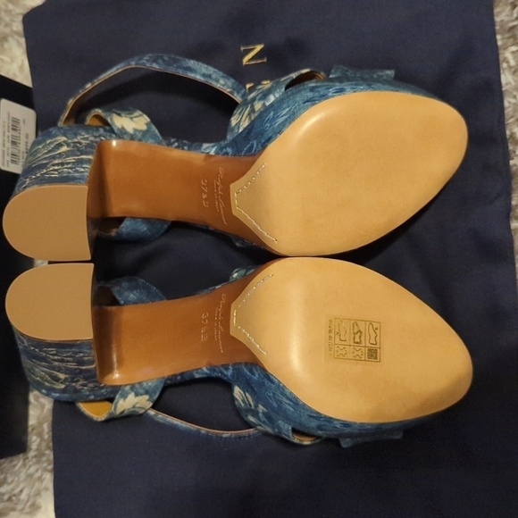 Ralph Lauren Purple Label Women's pumps/heels. Size 37.5 - Picture 4 of 10